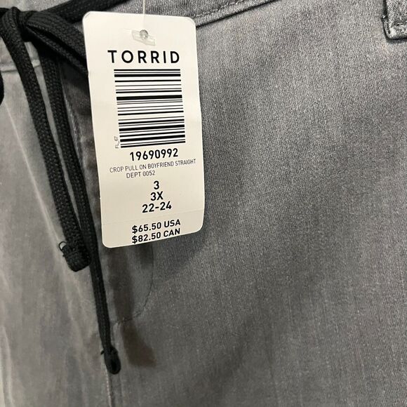 Torrid Jeans Sz 3/ 22-24/3X Gray Crop Pull on Boyfriend Straight Mid-Rise Racer - Picture 2 of 7